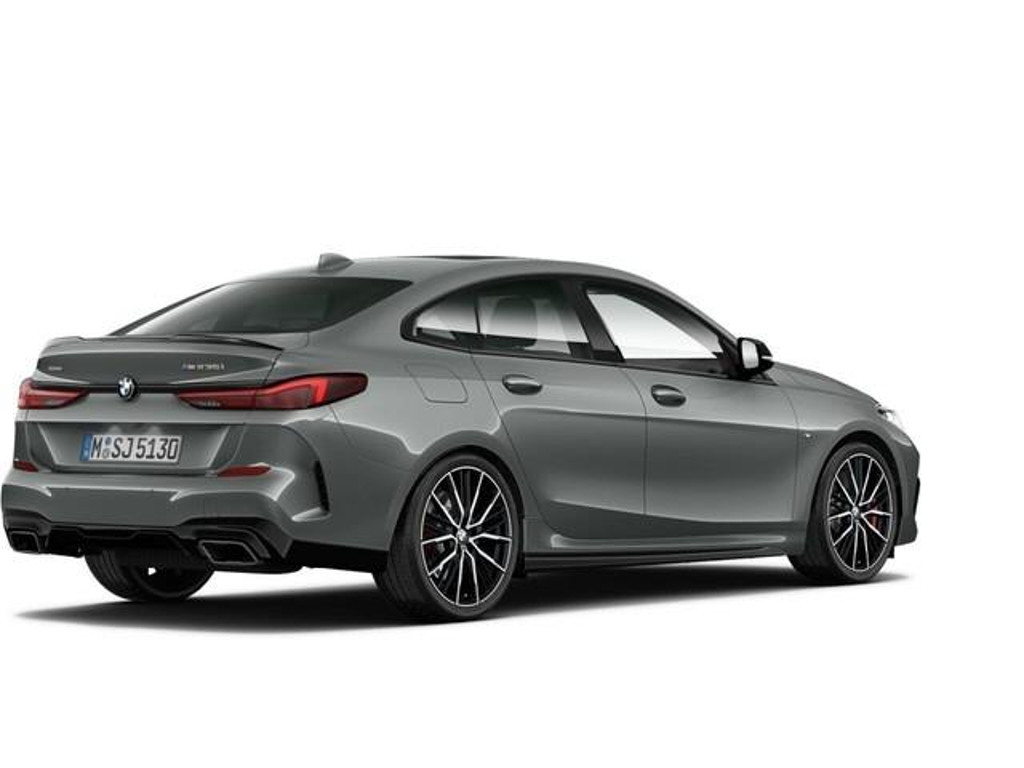 BMW M235