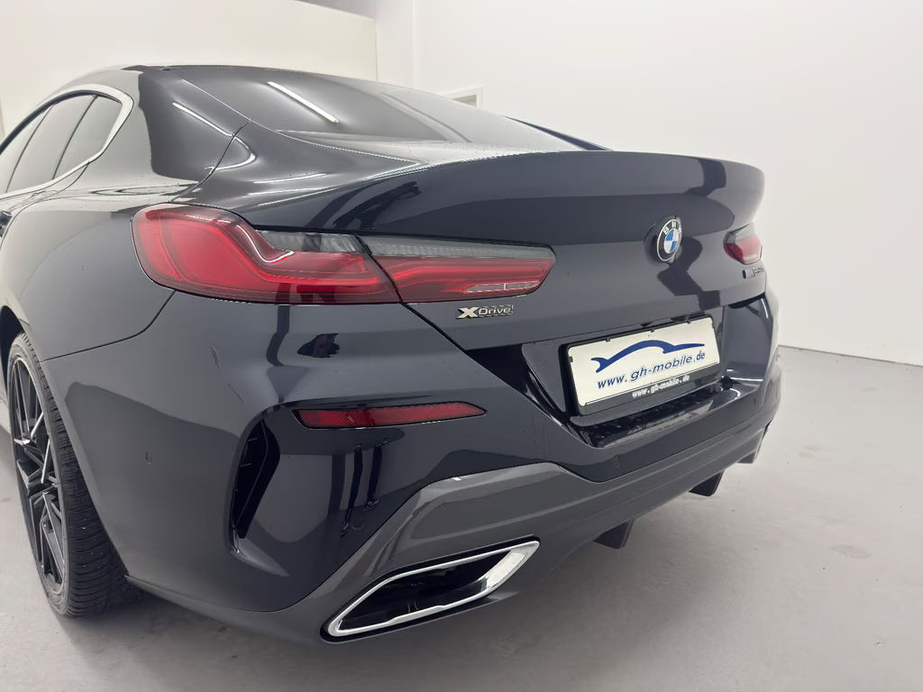 BMW M850