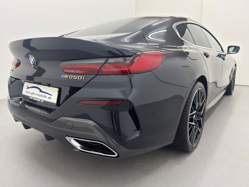 BMW M850