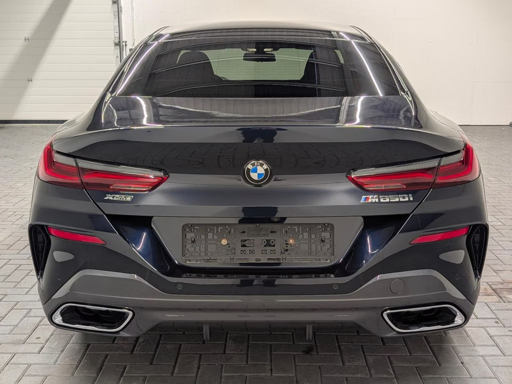 BMW M850