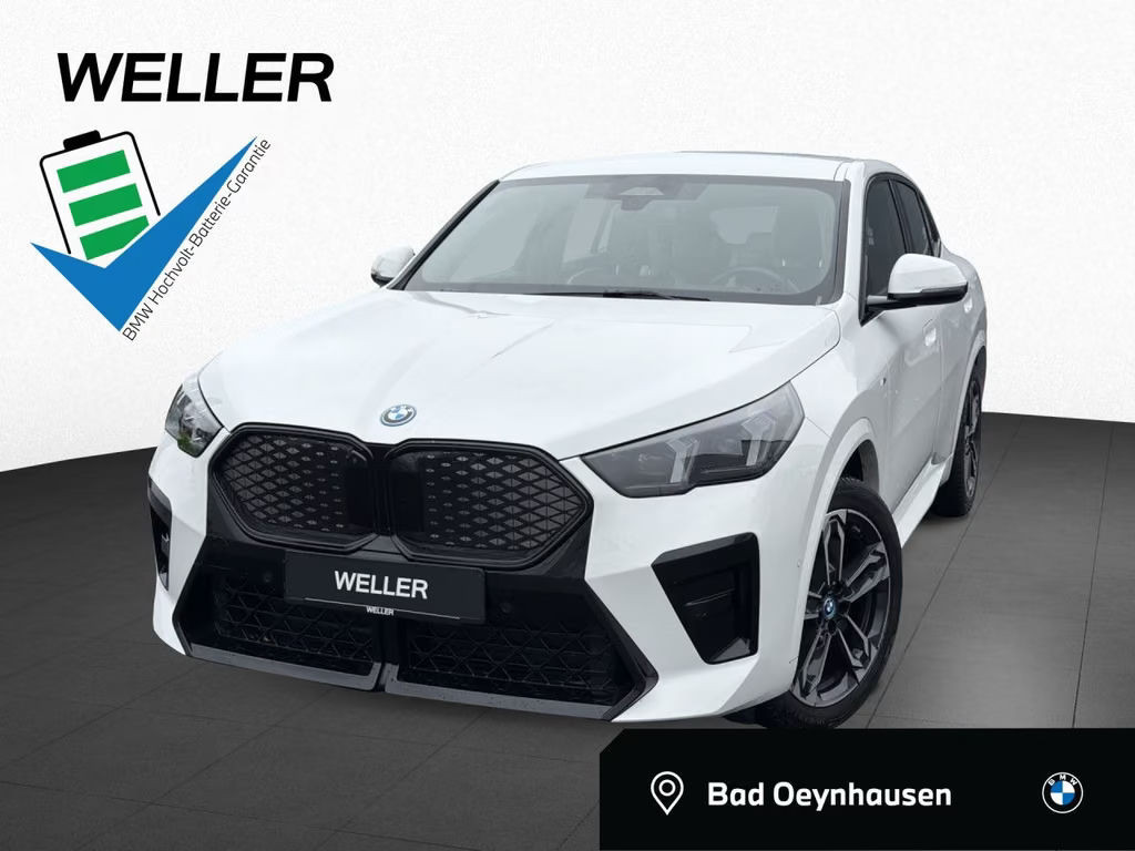 BMW iX2 xDrive30