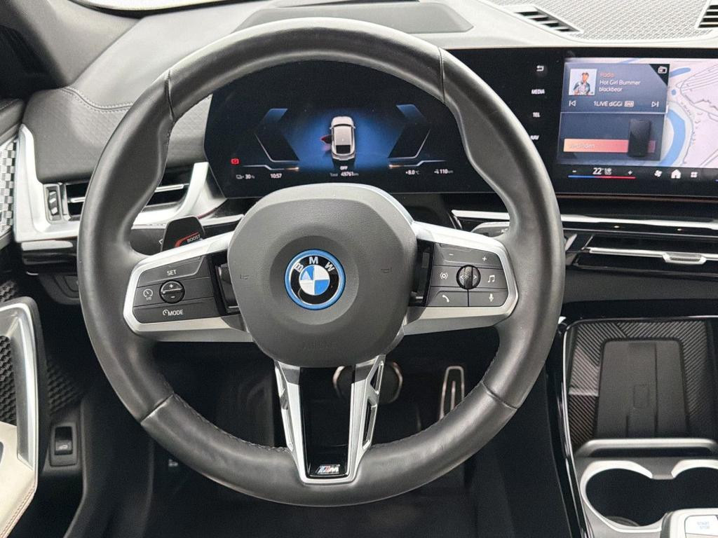 BMW iX2