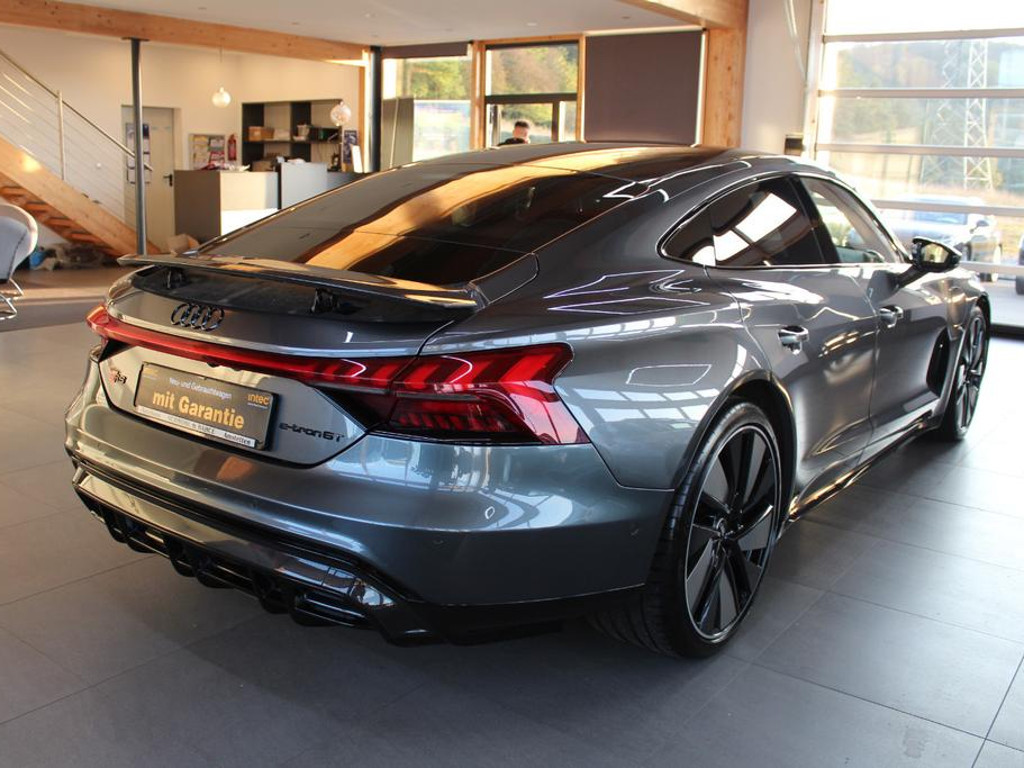 Audi RS e-tron GT