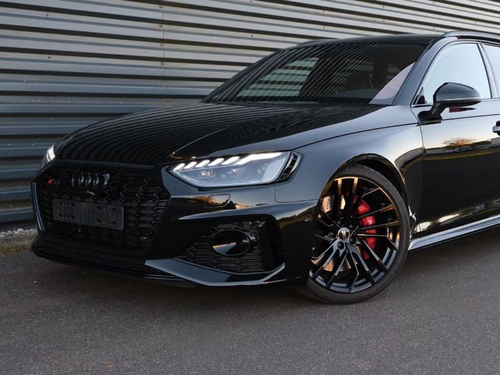 Audi RS4