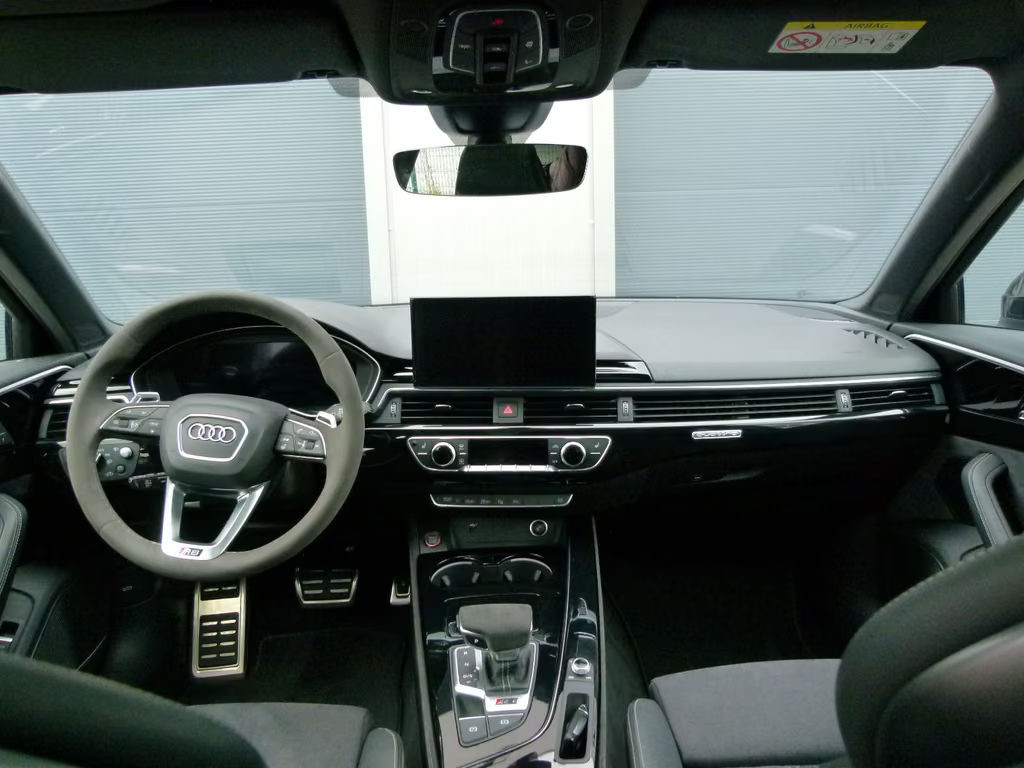Audi RS4