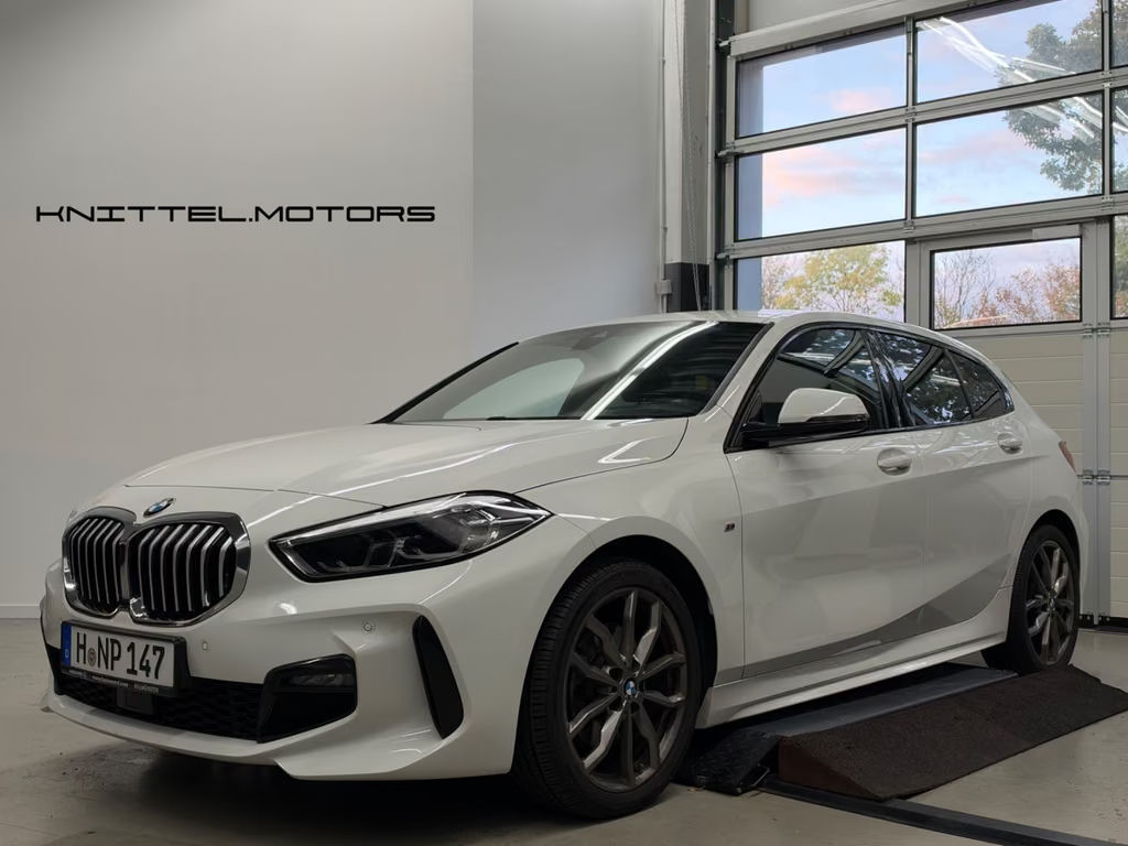 BMW 1 Serie 118 M-Sport Sedan 118d