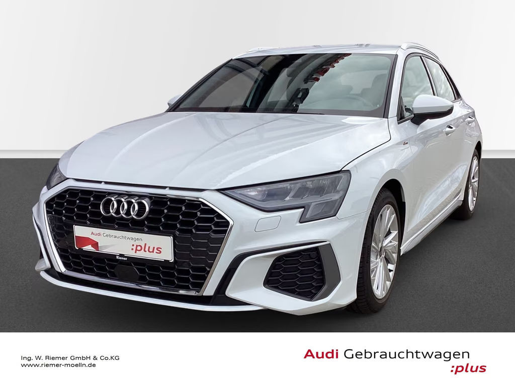 Audi A3 Sportback Sedan S-Line S-Tronic 35 TFSI