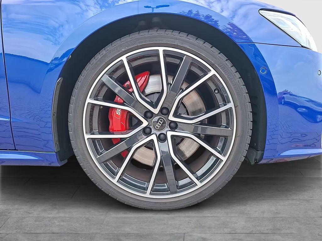Audi S7