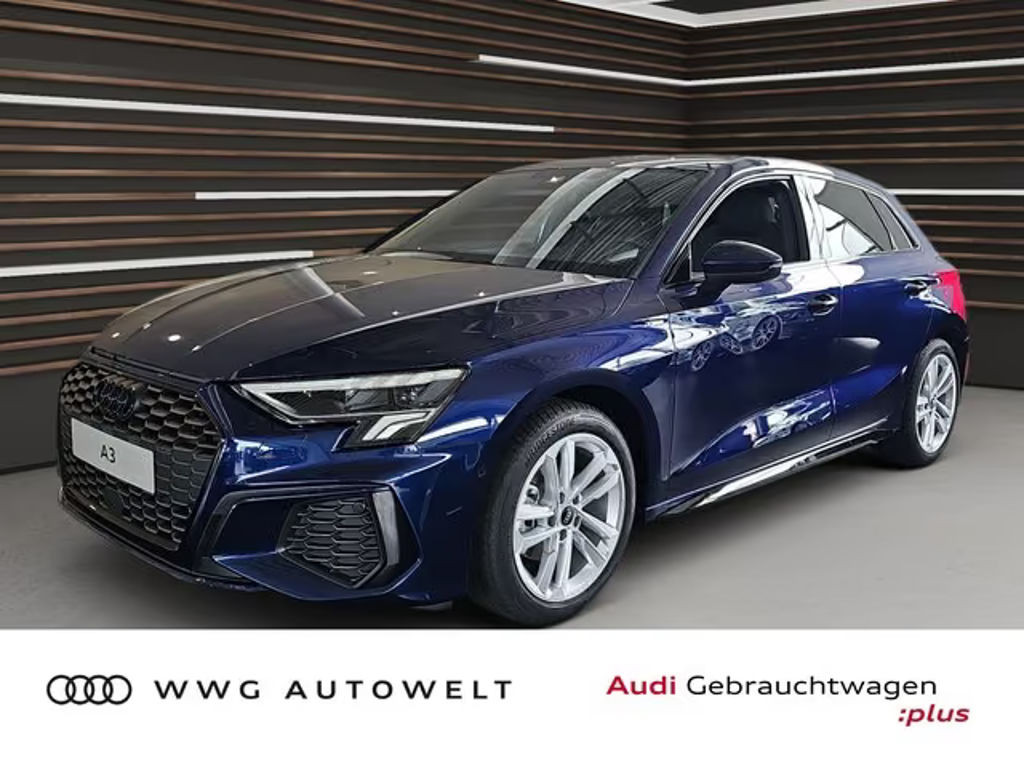 Audi A3 Sportback Sedan S-Line S-Tronic 35 TFSI