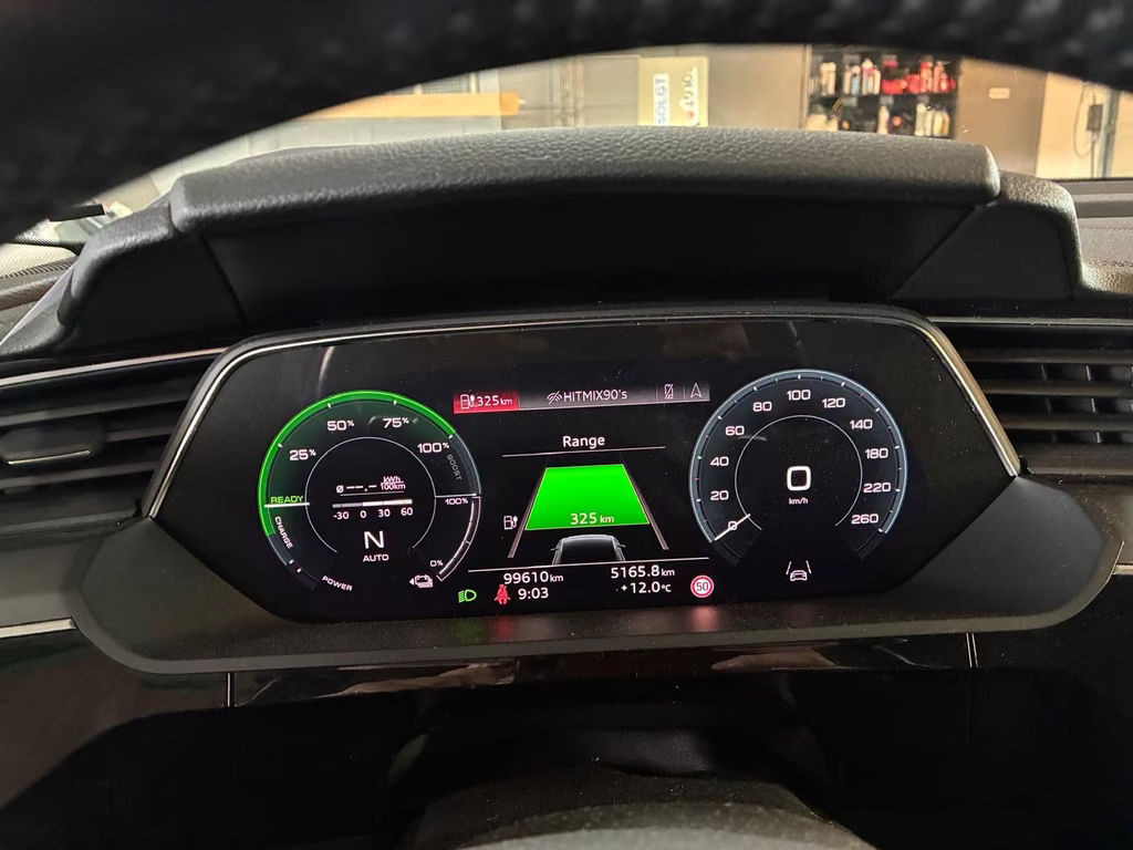 Audi e-tron