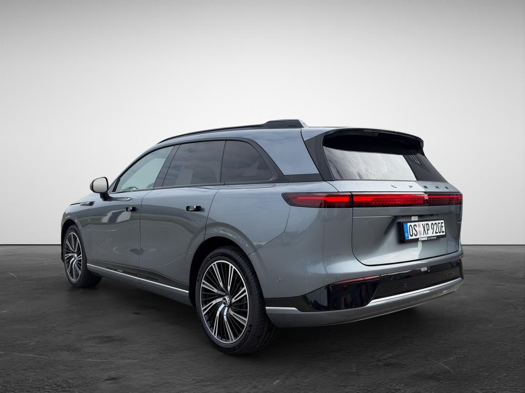 Xpeng G9