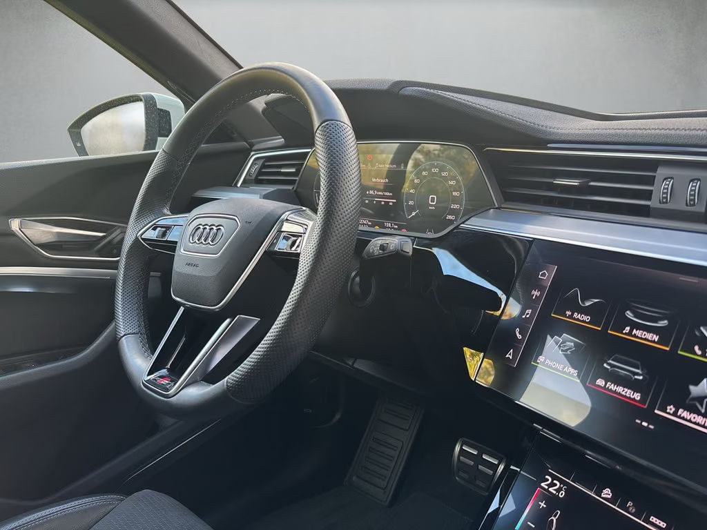 Audi Q8 e-tron
