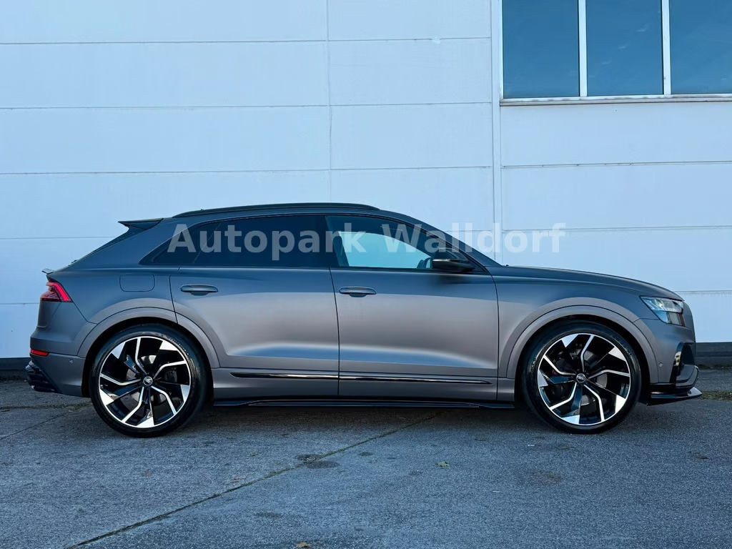 Audi SQ8