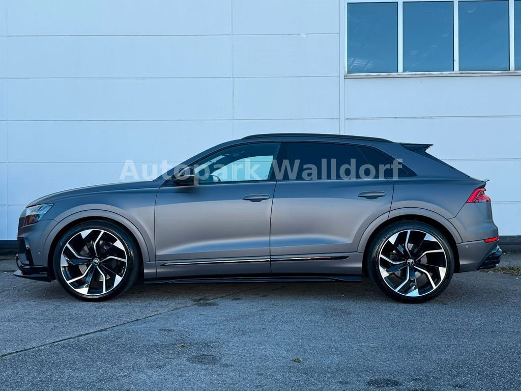Audi SQ8