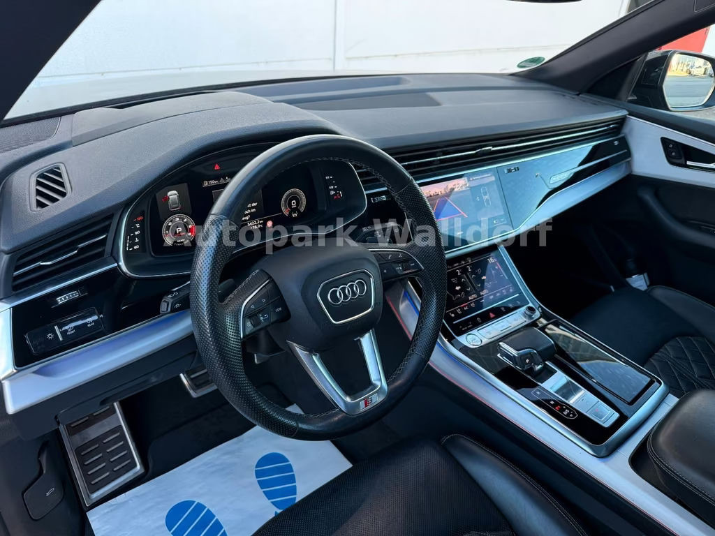Audi SQ8