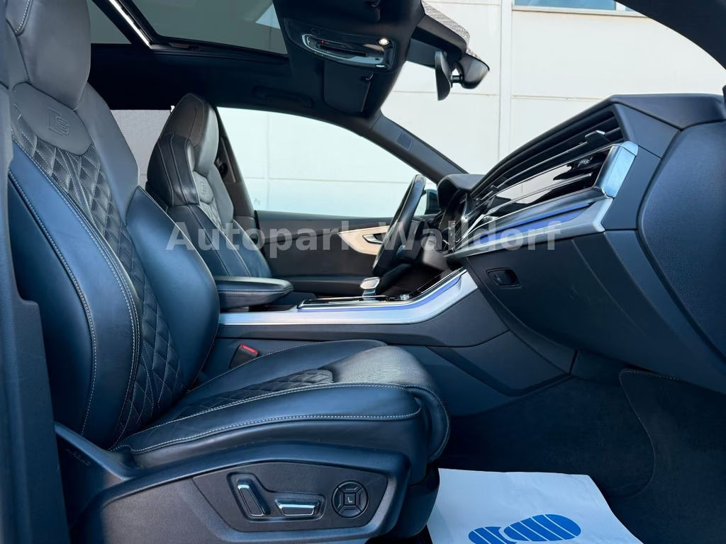 Audi SQ8