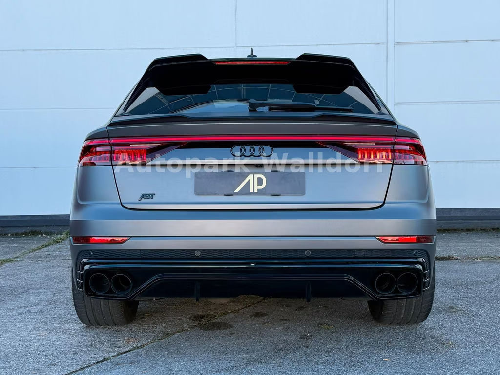 Audi SQ8