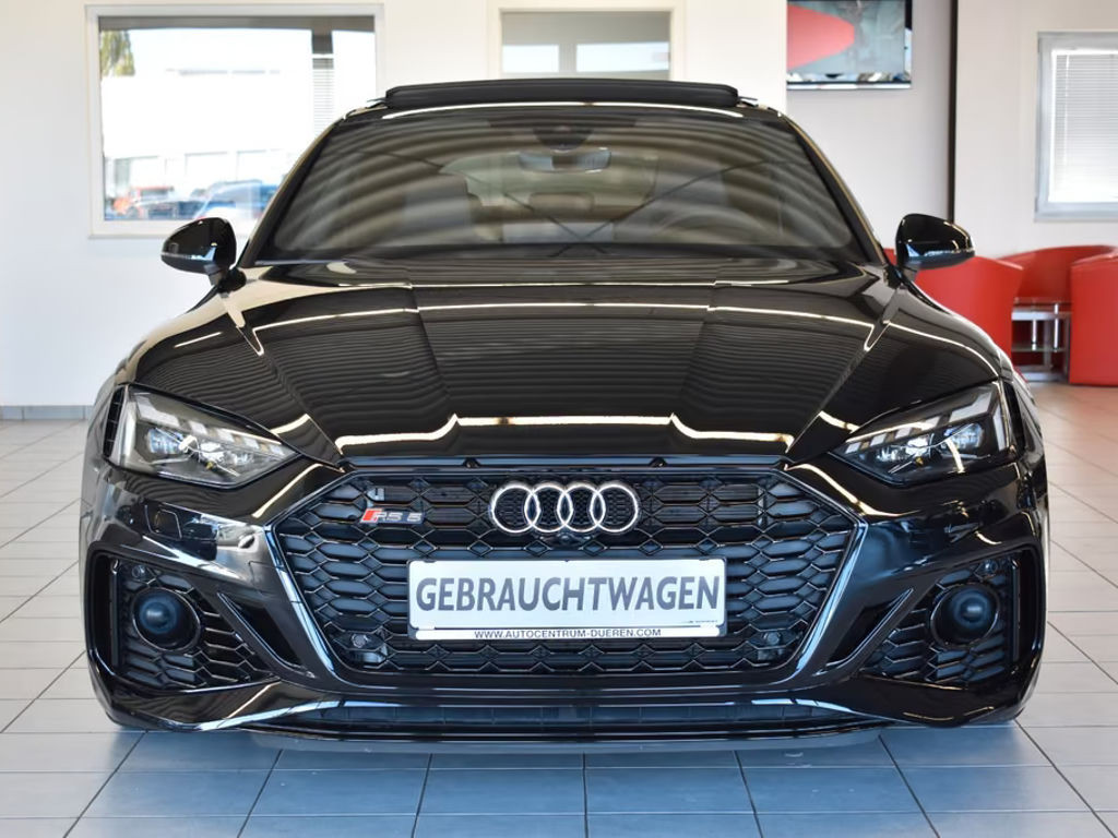 Audi RS5
