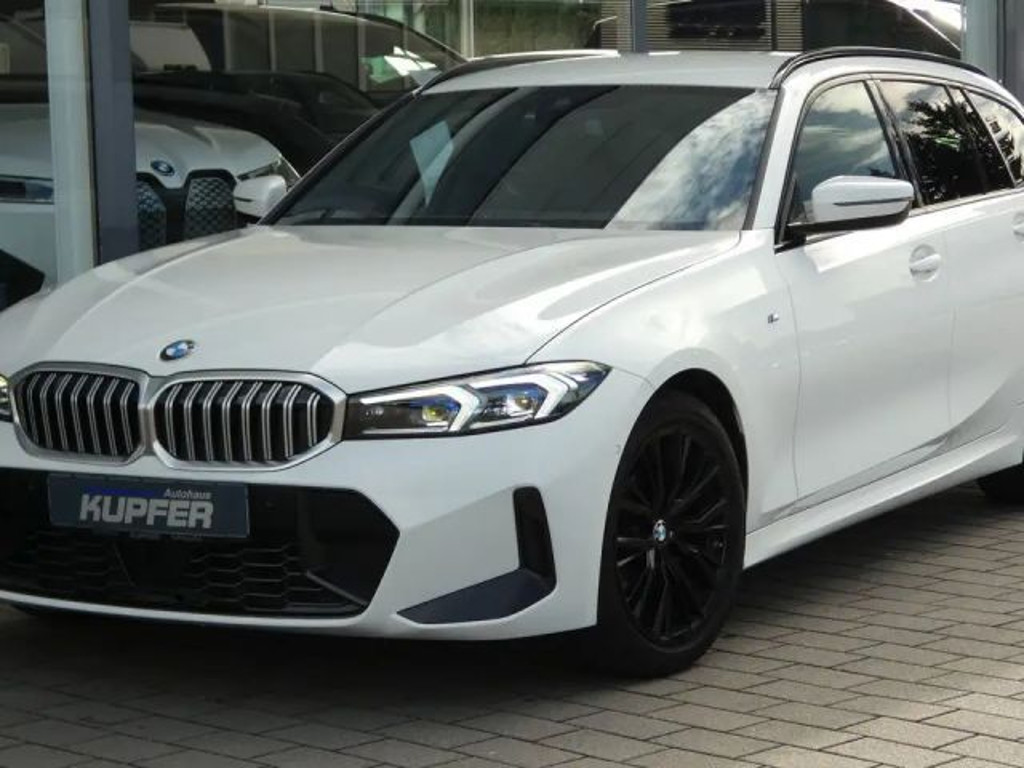 BMW 3 Serie 318 M-Sport Touring 318i