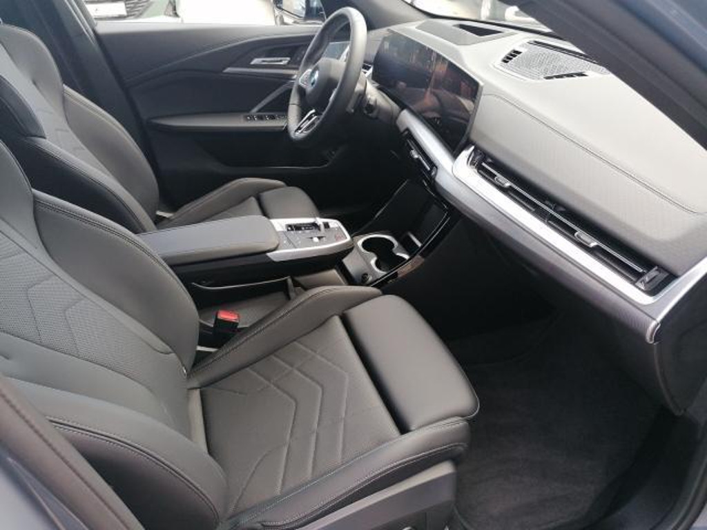 BMW iX2