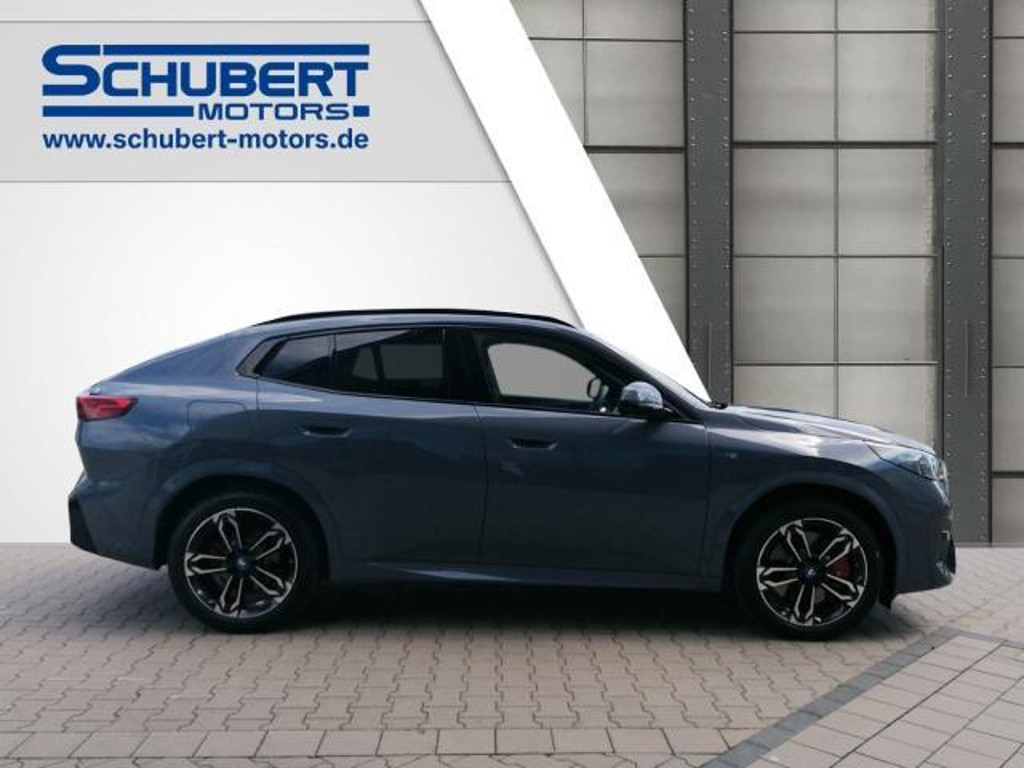 BMW iX2
