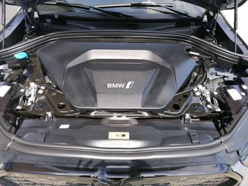 BMW iX2
