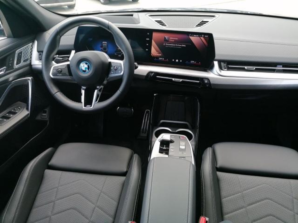 BMW iX2