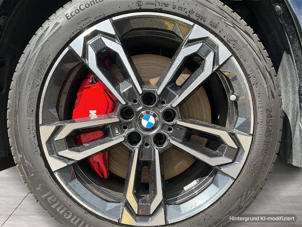 BMW iX1