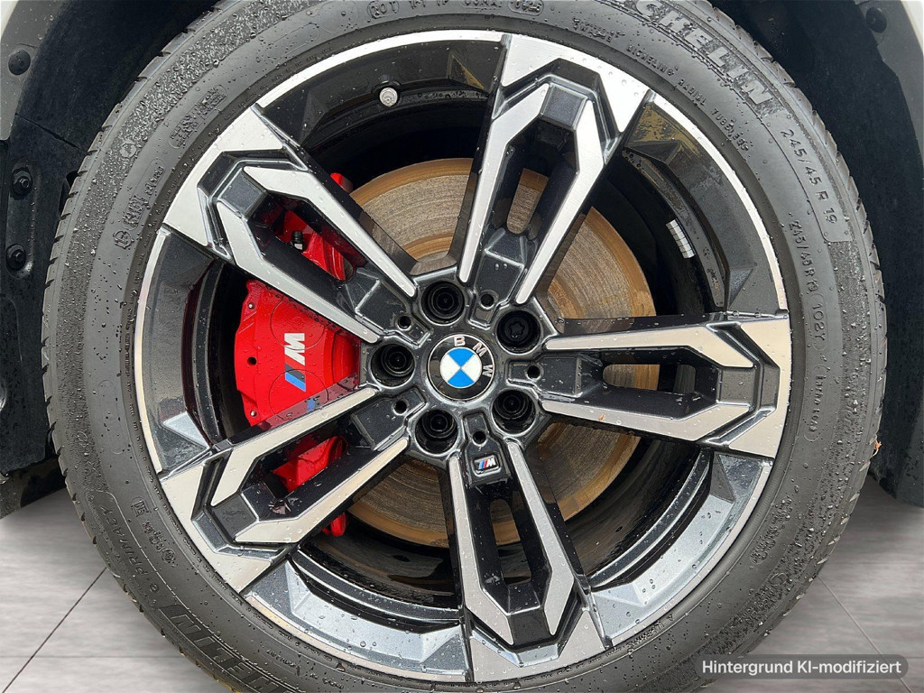 BMW iX1