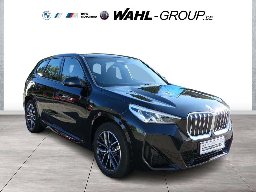 BMW iX1
