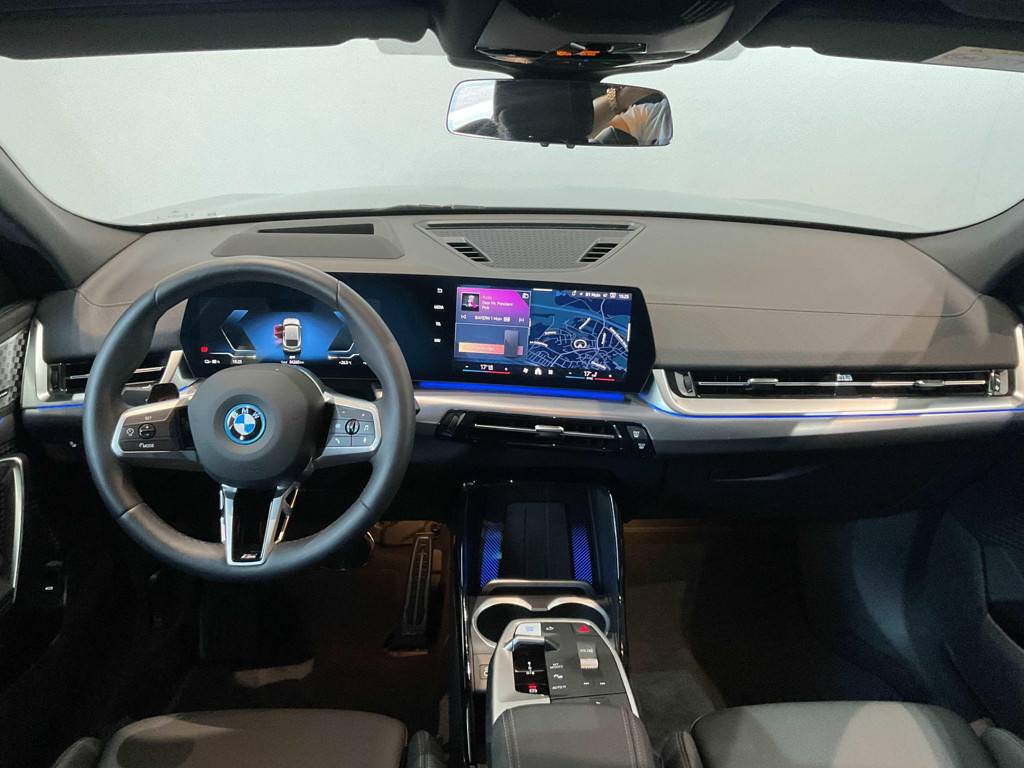 BMW iX2