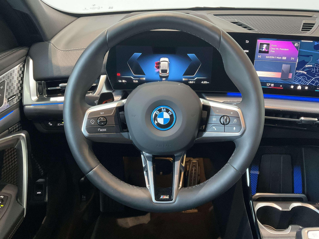 BMW iX2