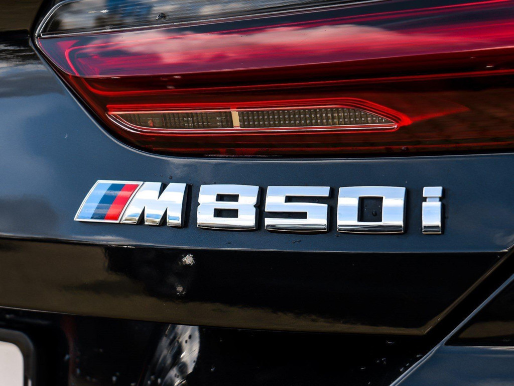 BMW M850