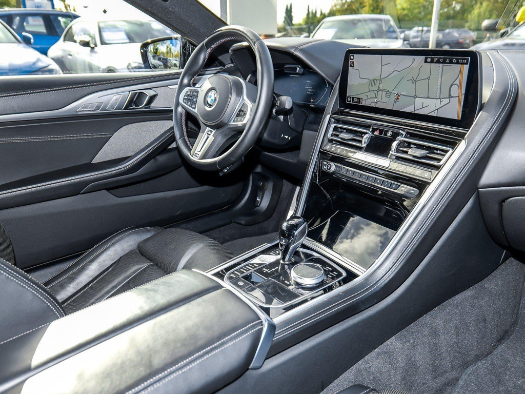 BMW M850