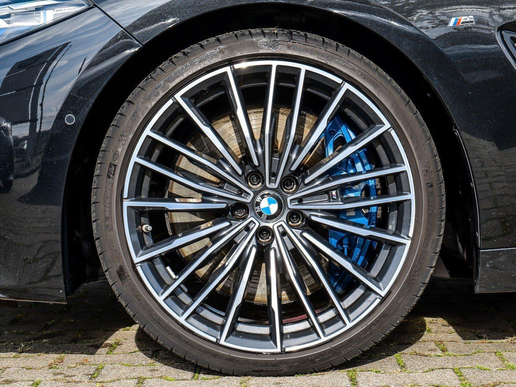 BMW M850