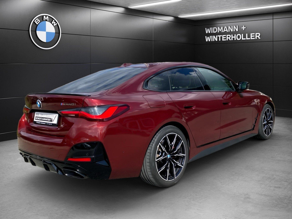 BMW M440