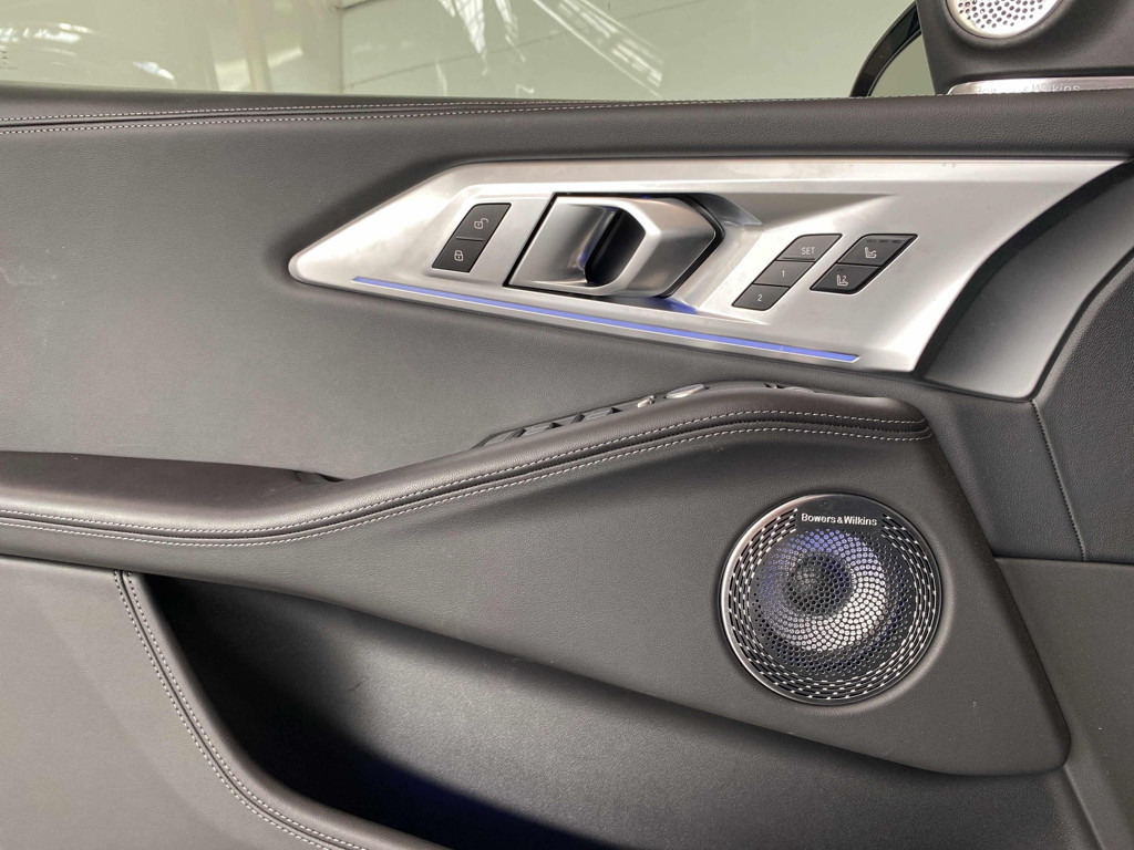 BMW XM