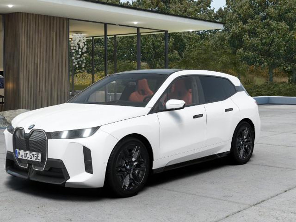 BMW iX xDrive60