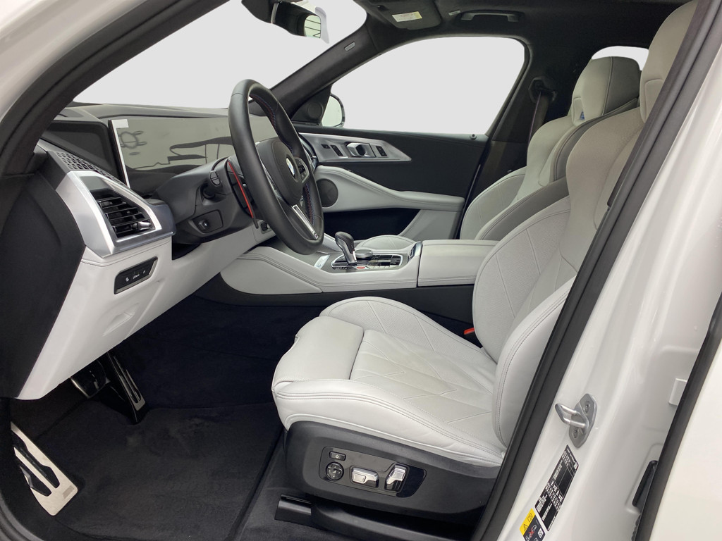 BMW XM