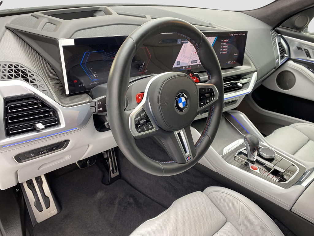 BMW XM