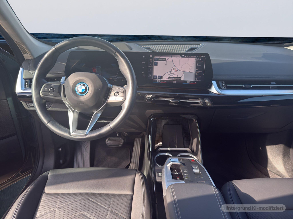 BMW iX1