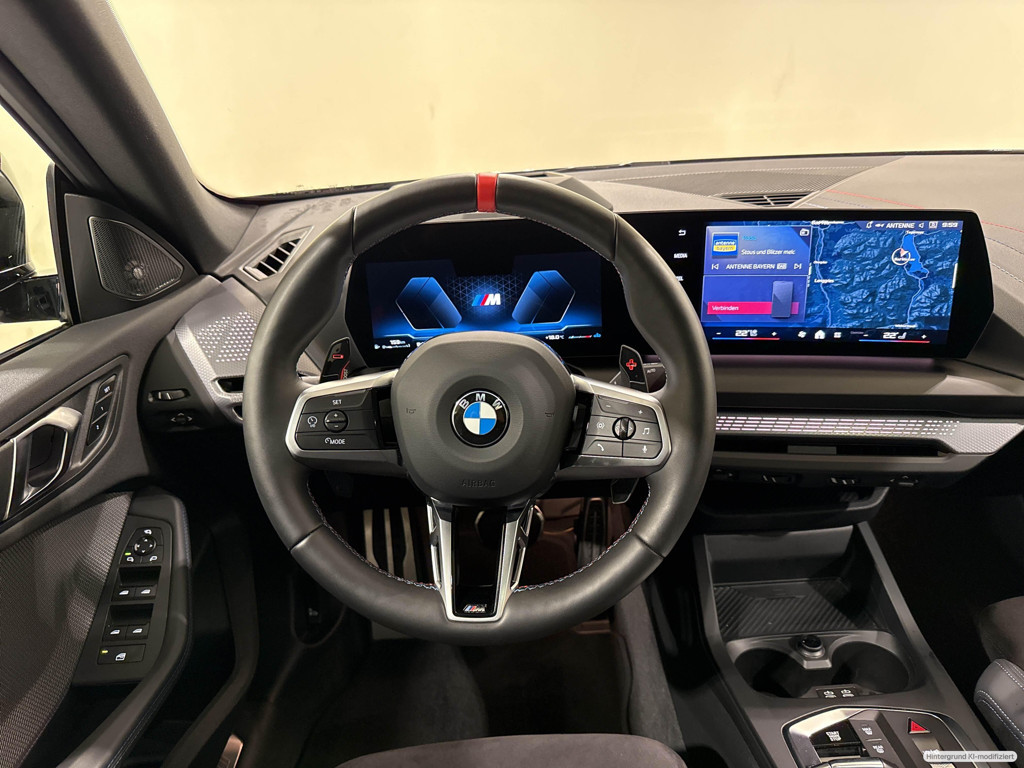 BMW M235