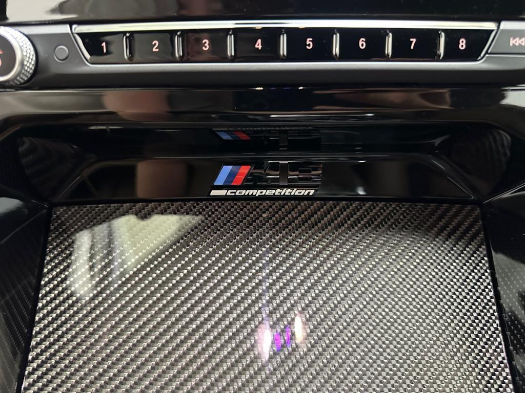 BMW M8
