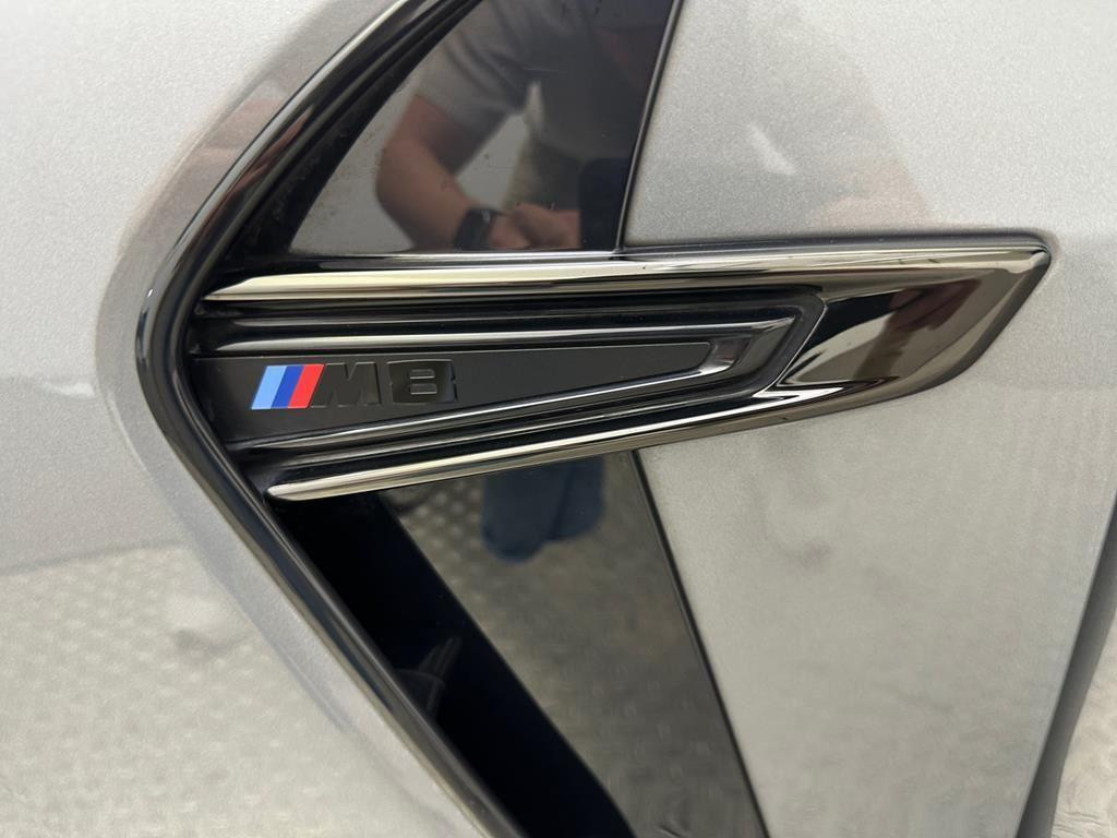 BMW M8