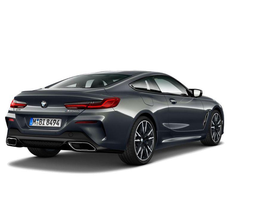 BMW M850