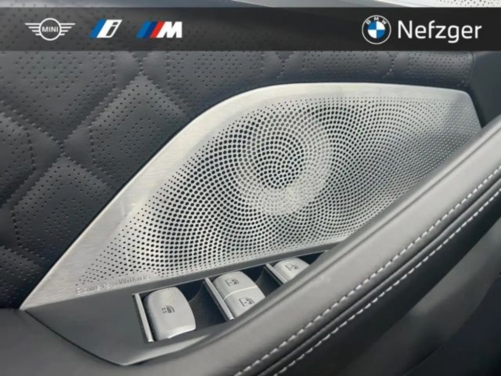 BMW M8