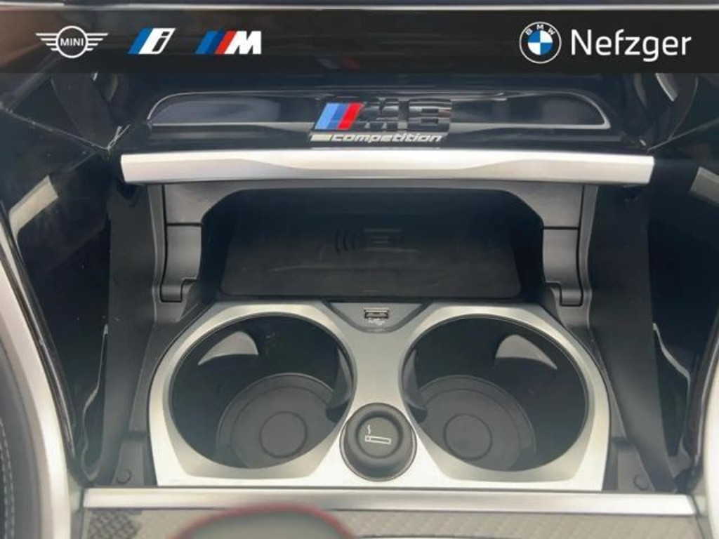 BMW M8